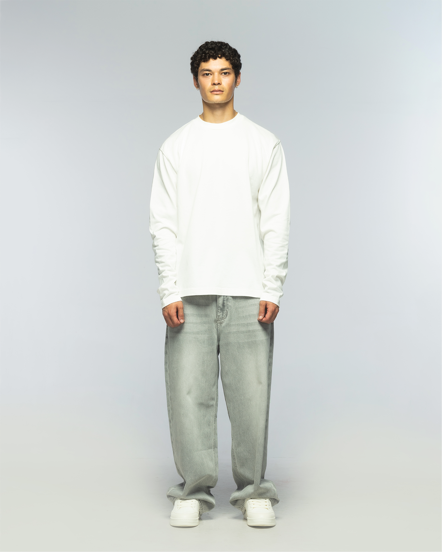 ESSENTIALS LONG SLEEVE ECRU WHITE